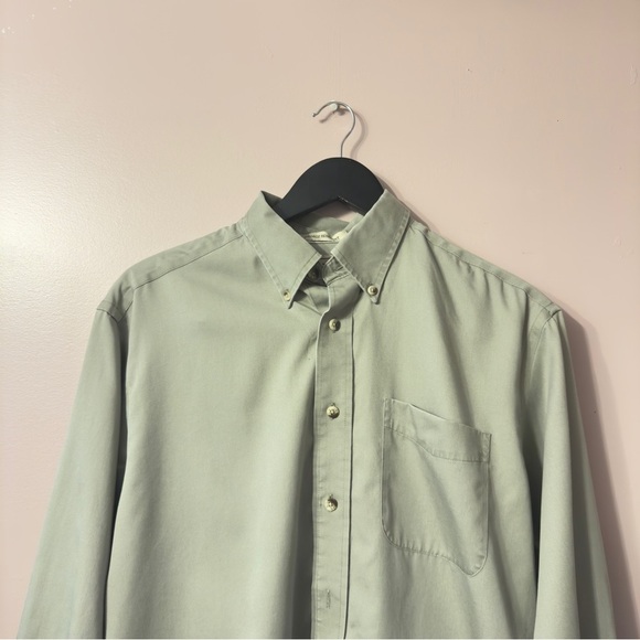 L.L Bean Wrinkle Resistant Buttondown Light Green Men Size M - Picture 2 of 6